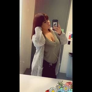 Meet your Posher, Juliann